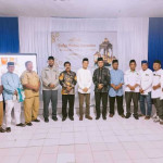 Wabup Aru Hadiri Buka Puasa dan Penggalangan Dana Musholla di SMPN 2 Dobo