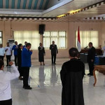 Profesor Adonia Ivonne Laturette Resmi Jabat Dekan Hukum