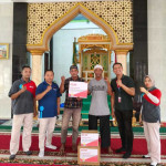 AZKO Hadirkan Terang untuk Masjid Al-Hijrah di Ambon