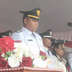 Gerimis Tak Padamkan Semangat HUT RI ke-81 di Kairatu, Camat Jonathan Pieter Kainama Pimpin Upacara