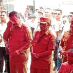Air Mata Gubernur HL di Tengah Anak-Anak Pengungsi Patahuwe