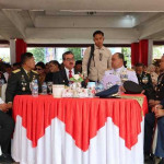Gubernur HL Hadiri HUT ke-81 TNI di Lapangan Merdeka Ambon
