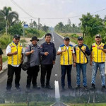 BPJN Maluku dan Tim PPS Kejati Tinjau Hasil Pekerjaan Jalan Lintas Seram-Wailoping